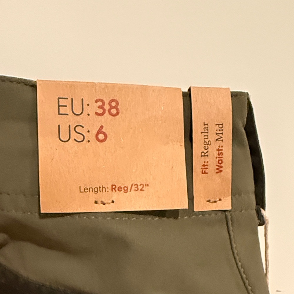 NWT Fjallraven Keb Trousers Dark Green Cargo Pants women’s size 6 reg 32” - Picture 4 of 5